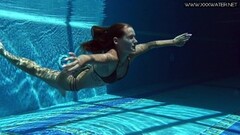 Sexy Tiffany Tatum shows hot ass underwater Thumb
