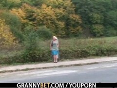Young dude picks up and bangs lonely granny Thumb